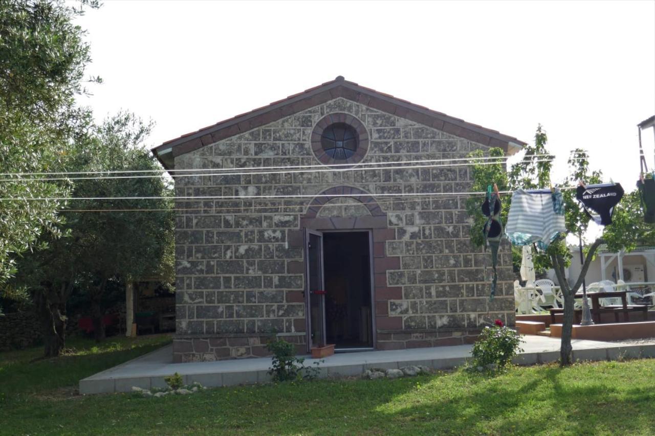 Serra E Mesu Affittacamere Magomadas Εξωτερικό φωτογραφία